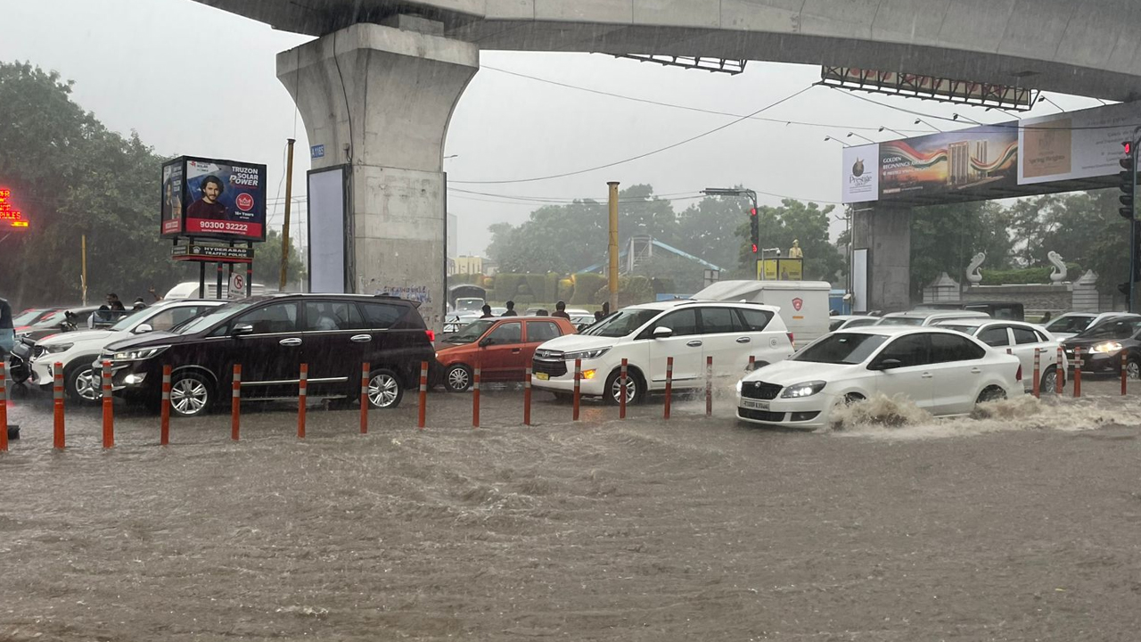 Rain Alert | రాబోయే రెండుగంటల్లో హైదరాబాద్‌ సహా 15 జిల్లాల్లో వర్షం..! అప్రమత్తంగా ఉండాలని హైడ్రా సూచన..!