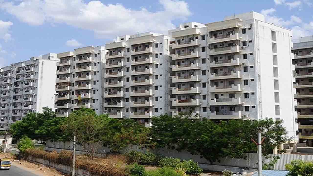 రాజీవ్‌ స్వగృహ టవర్లు సేల్‌