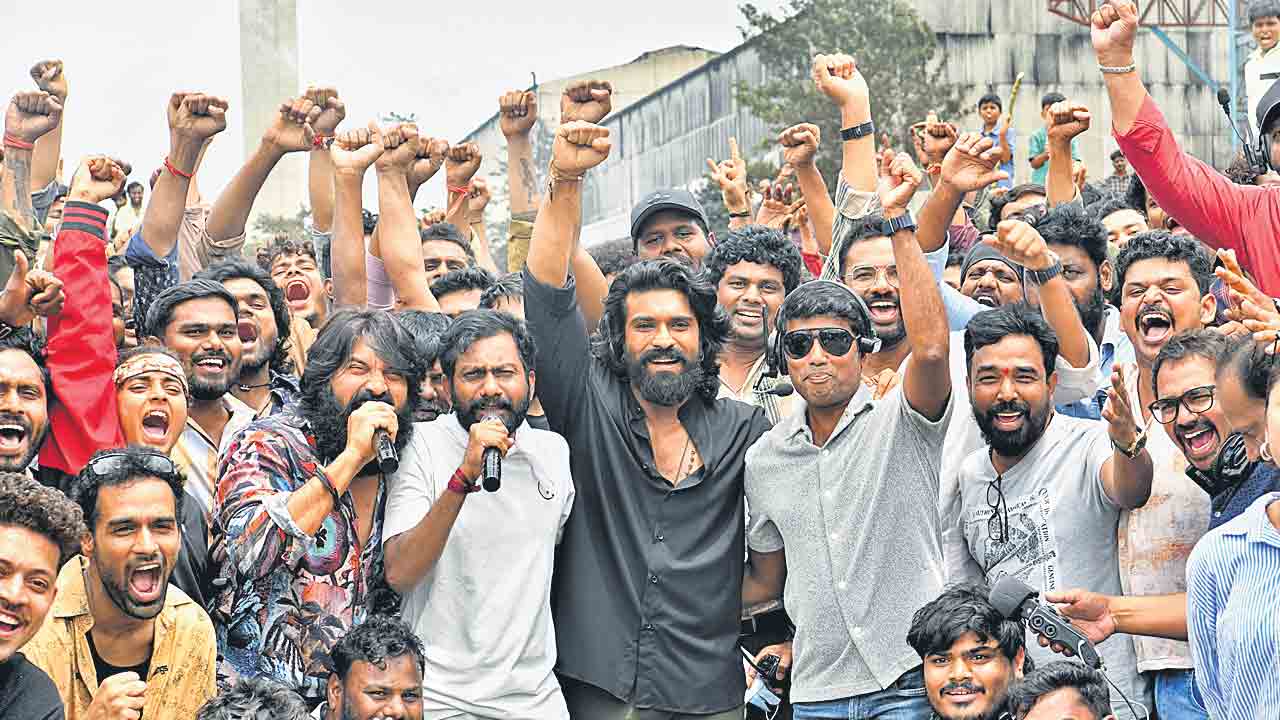 మైసూరులో పెద్ది ఆటపాట