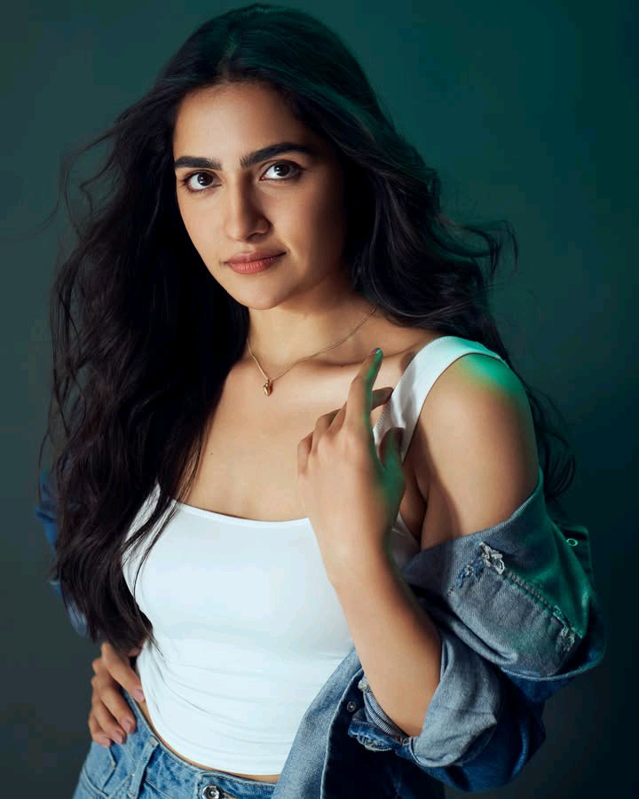 జూనియర్ ఎన్టీఆర్, ప్రశాంత్ నీల్ దర్శకత్వంలో ఓ మూవీ తెరకెక్కనుండగా.. ఇందులోనూ హీరోయిన్గా ఎంపికైంది.