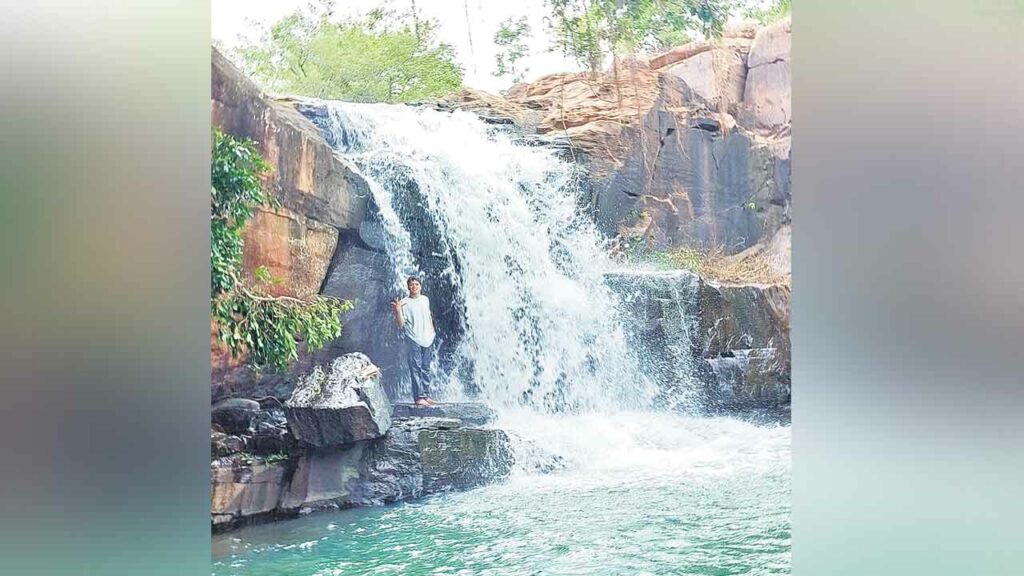 Shivapalli, Waterfalls