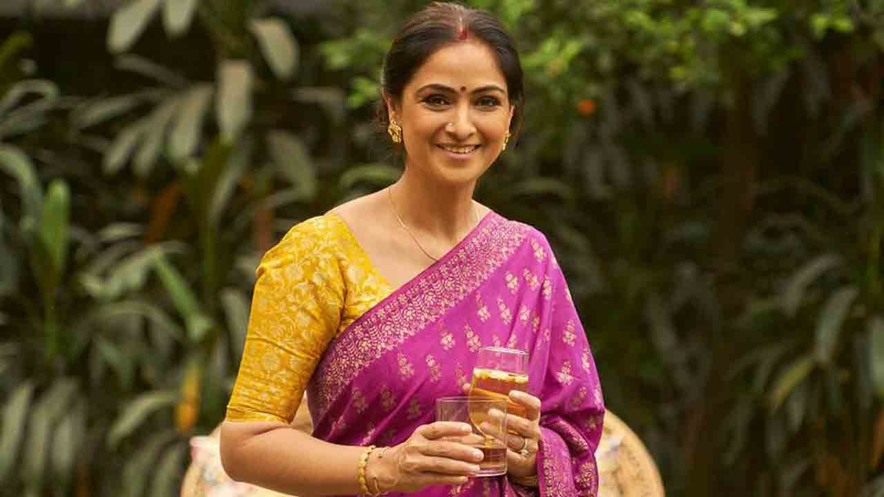 Simran | బాలీవుడ్కు నా గురించి తెలియదు.. హాట్ టాపిక్గా సిమ్రాన్ కామెంట్స్