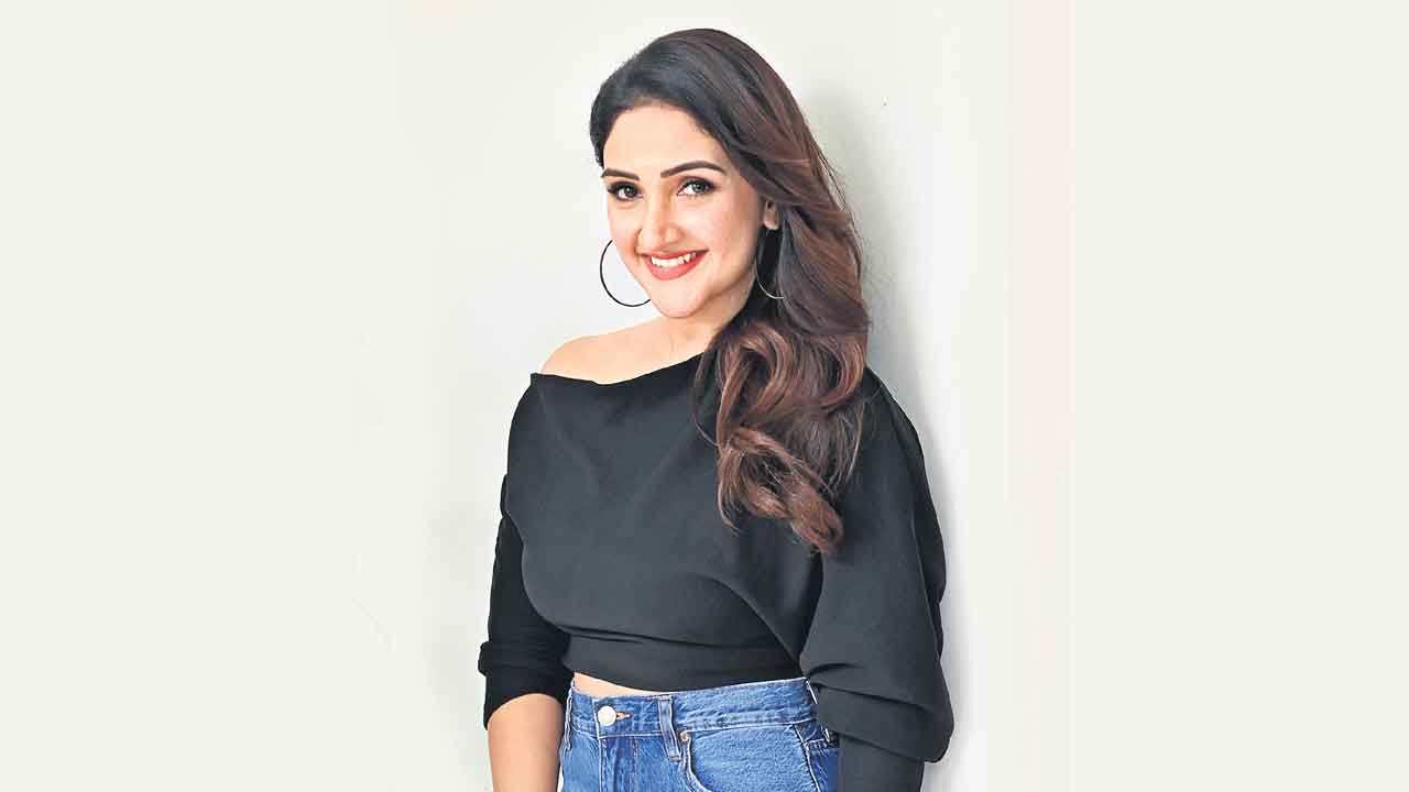 డైరెక్టర్ కథ చెప్పగానే షాకయ్యా!