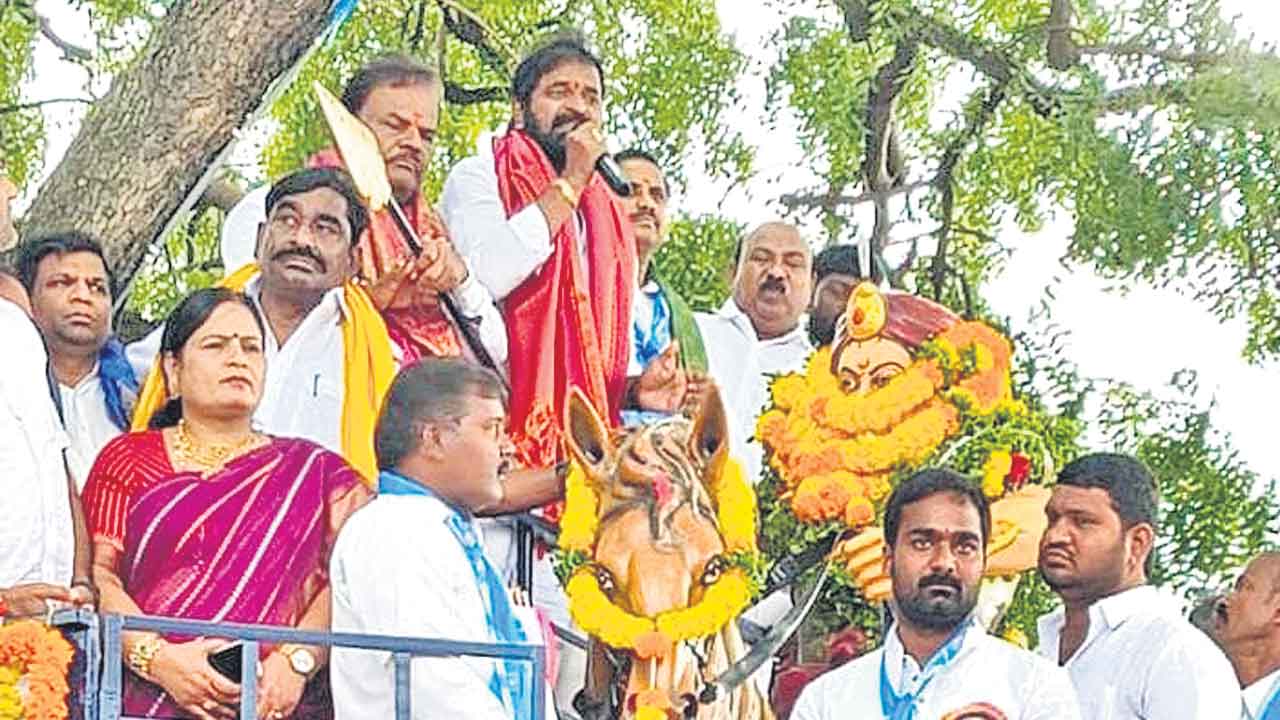 పాపన్నను ఆదర్శంగా తీసుకోవాలి.. శ్రీనివాస్గౌడ్