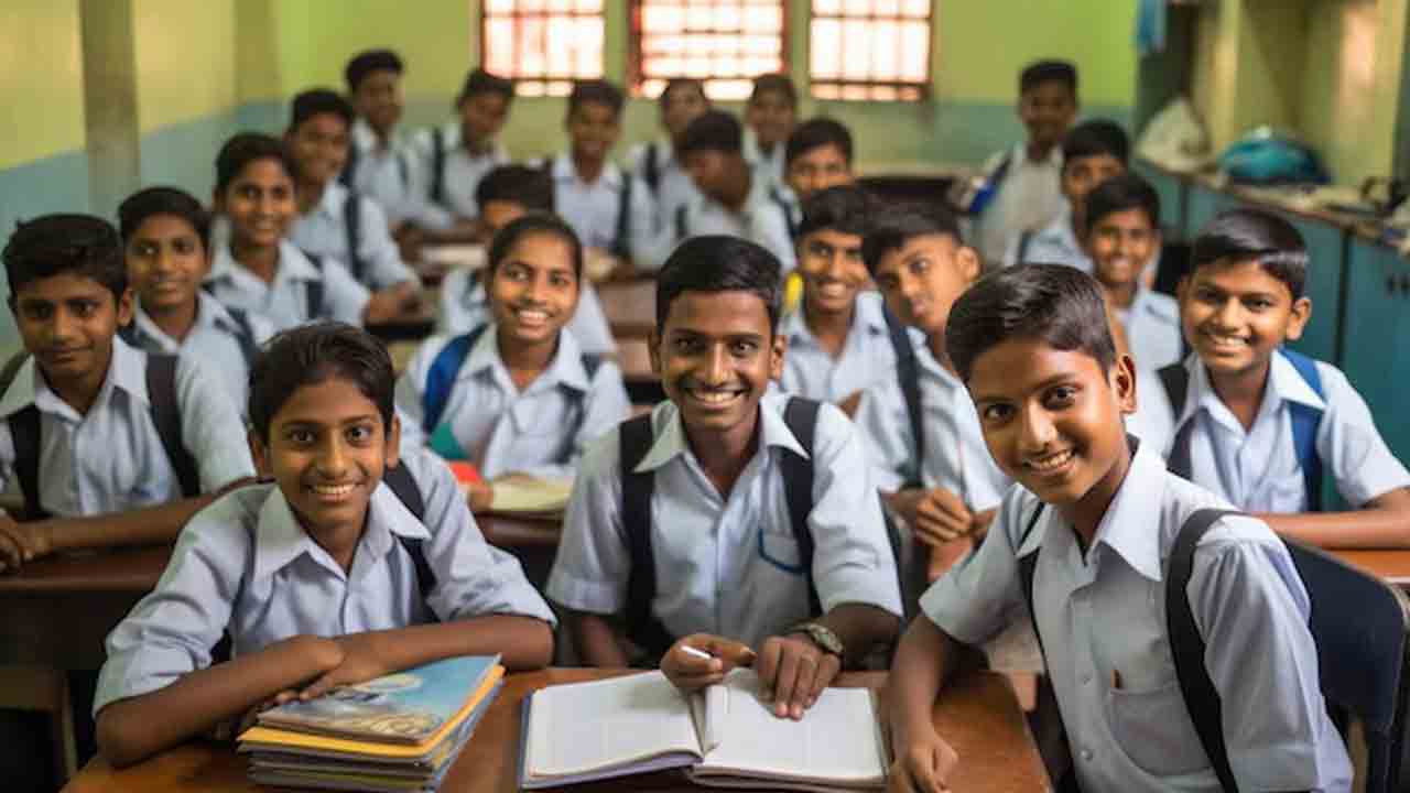 6-10 తరగతుల స్టూడెంట్స్‌కు వర్క్‌బుక్స్‌