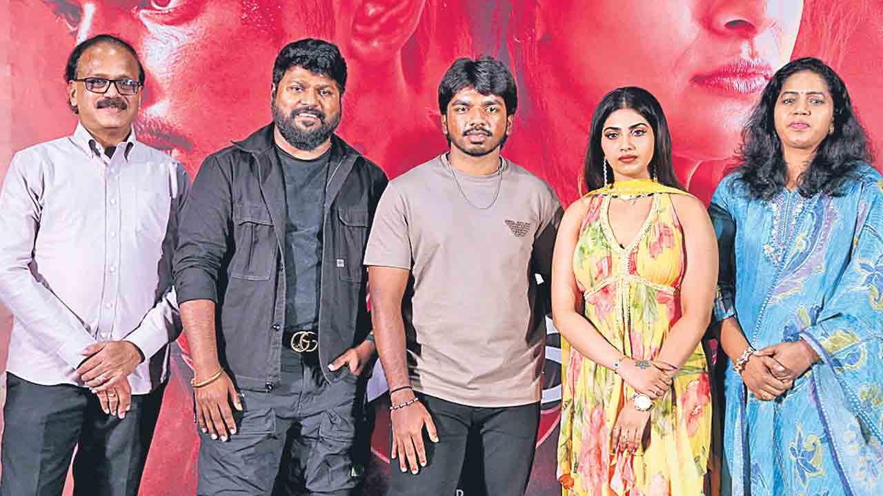 యాక్షన్‌ నేపథ్యంలో ఫీనిక్స్‌