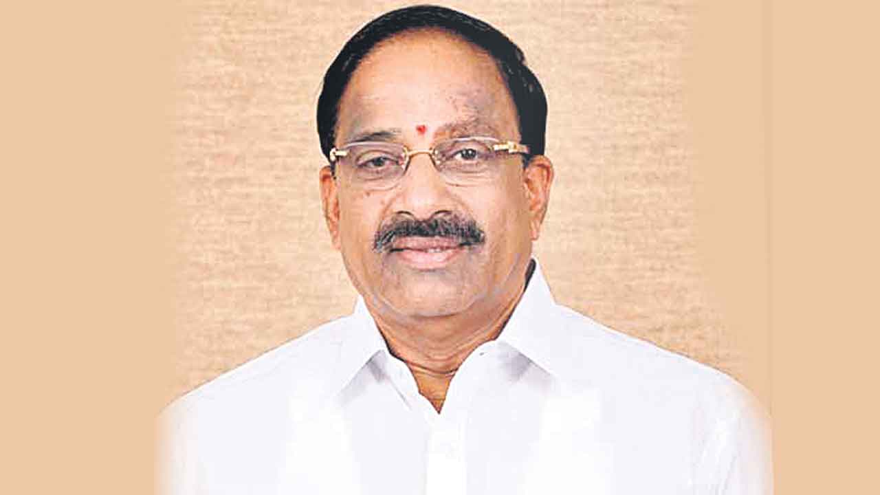 రాష్ట్రంలో యూరియా లేదు.. కేంద్రం నుంచి ప్రతినెలా లోటు సరఫరానే: మంత్రి తుమ్మల