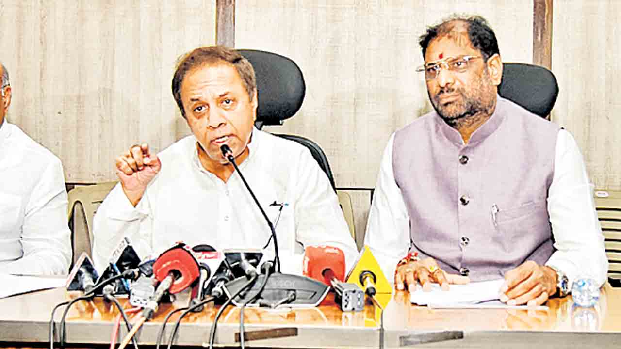 కేంద్రం అండతోనే బనకచర్ల నిర్మాణం.. గోదావరి జలాల దోపిడీకి ఏపీ కుట్రలు.. చోద్యం చూస్తున్న రేవంత్ ప్రభుత్వం