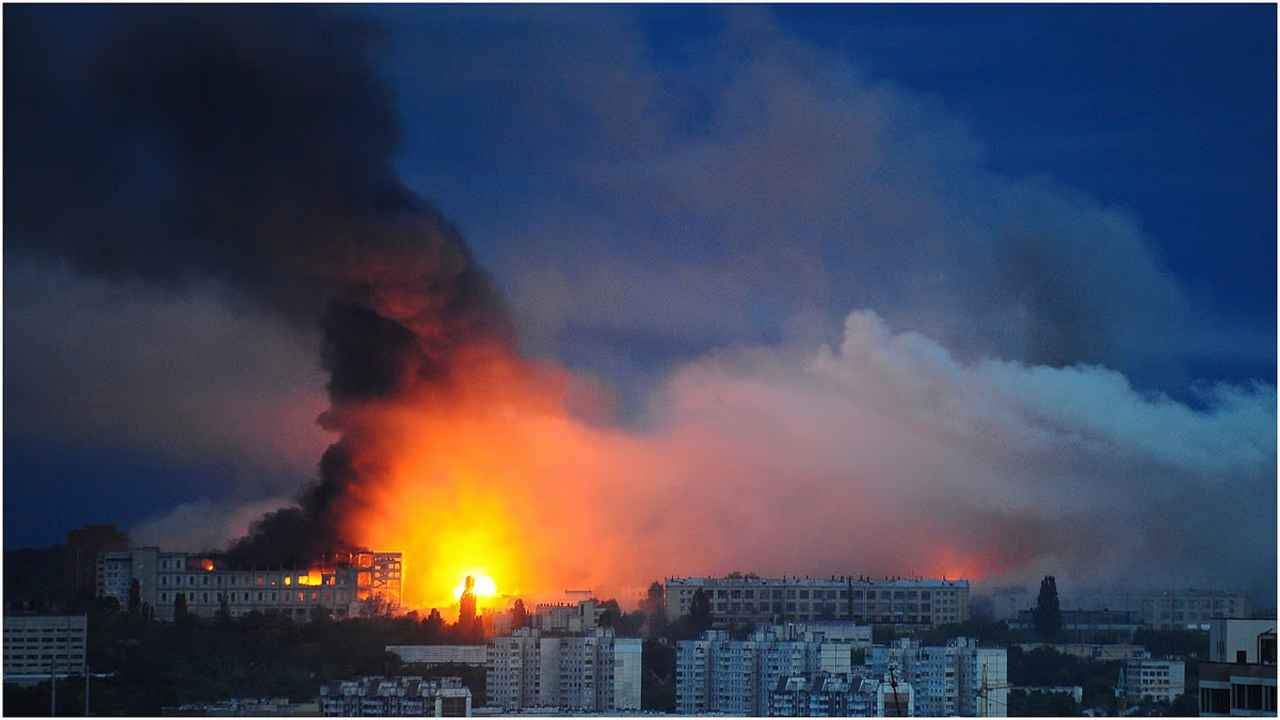 Russia-Ukraine War | స్వాతంత్య్ర దినోత్సవం రోజున రష్యాపై విరుచుకుపడ్డ ఉక్రెయిన్‌.. న్యూక్లియర్‌ ప్లాంట్‌పై డ్రోన్‌ దాడి..!