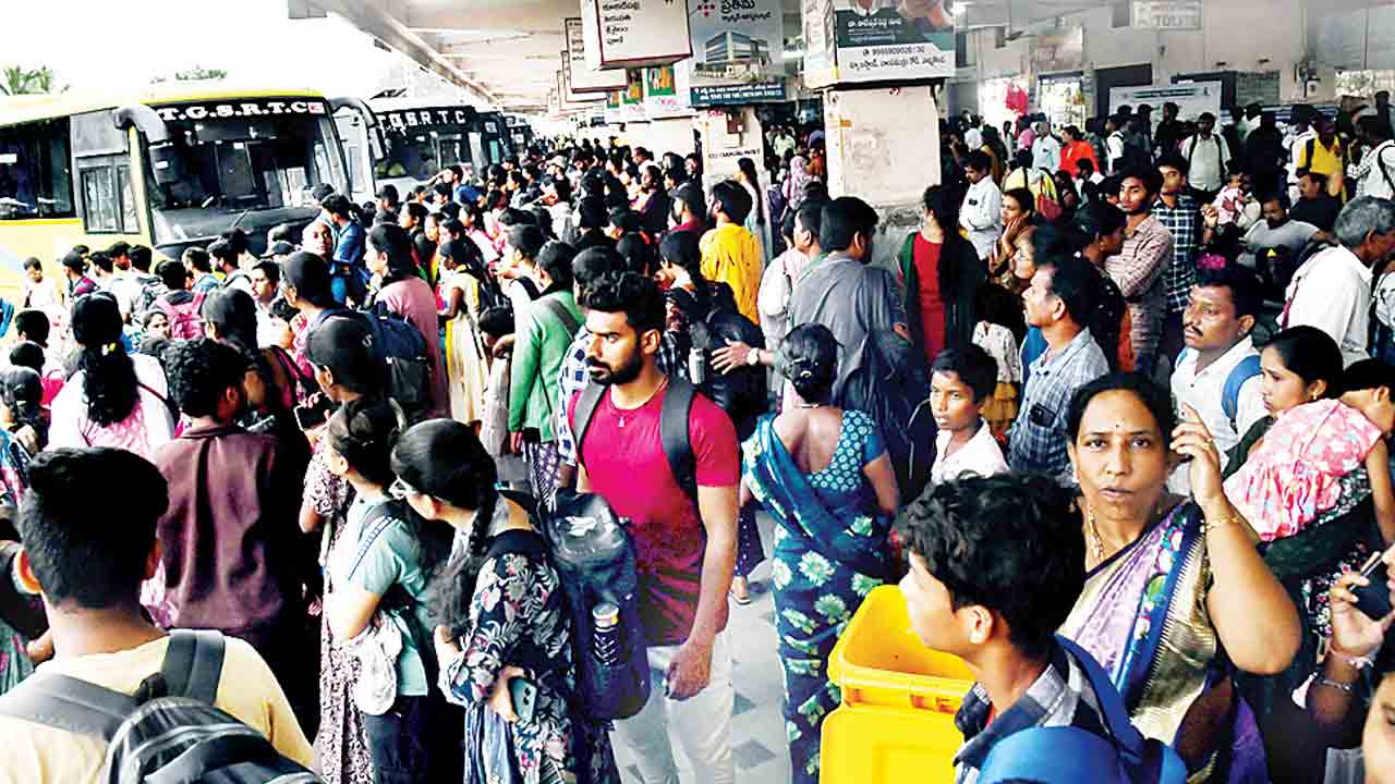 తిరుగు ప్రయాణం తిప్పలు