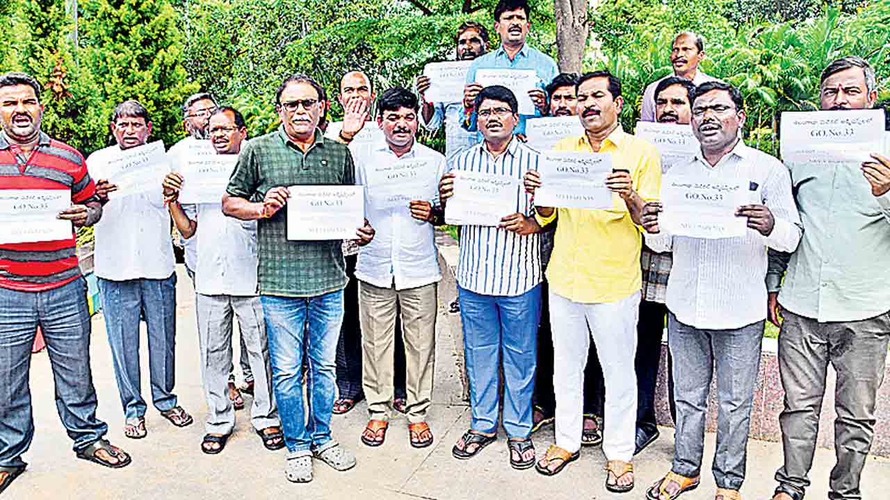 వైద్య విద్యలో లోకల్ లొల్లి