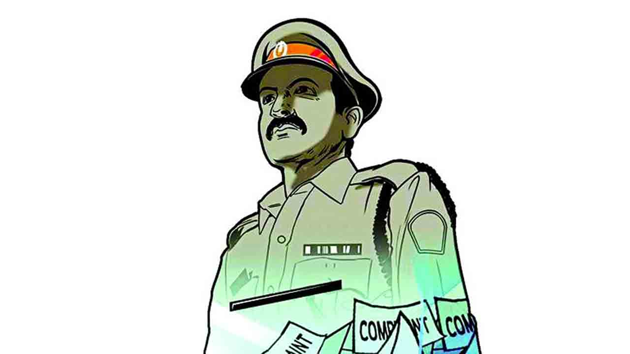 రిటైర్మెంట్‌ బెనిఫిట్స్‌ రాక.. ఆర్థిక ఇబ్బందులు భరించలేక..