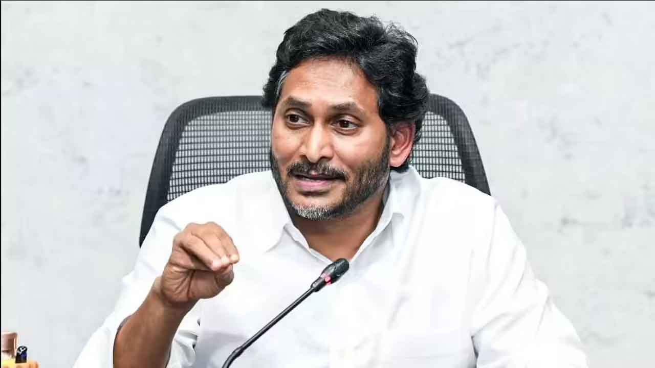 YS Jagan | ఆ కేసును సీబీఐకి అప్పగించడాన్ని స్వాగతిస్తున్నాం.. హైకోర్టు తీర్పుపై వైఎస్ జగన్ హర్షం