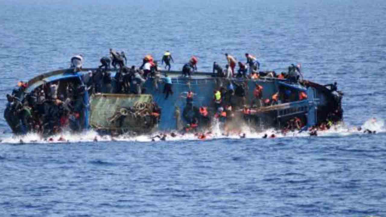 యెమెన్‌ తీరంలో వలసదారుల పడవ బోల్తా