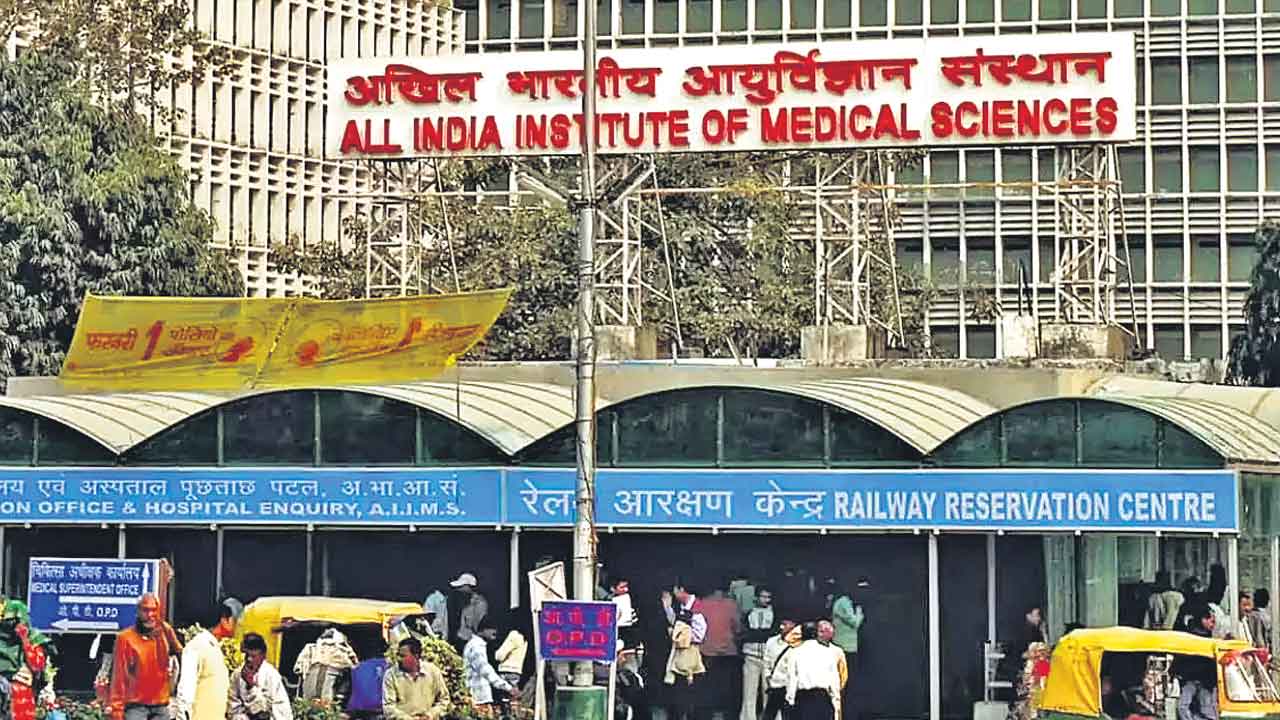 ఎయిమ్స్‌కు ‘ఖాళీల’ జబ్బు!