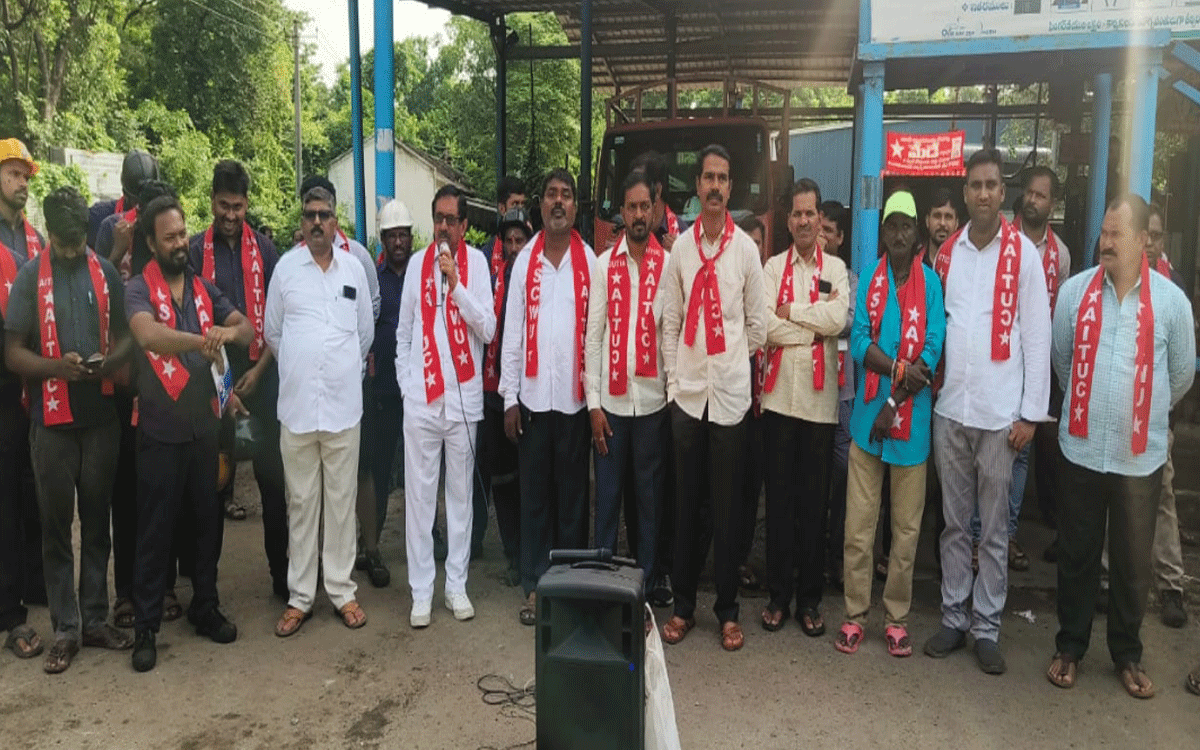 Ramavaram : కార్మిక సంక్షేమమే ఏఐటీయూసీ ఎజెండా : కొరిమి రాజ్కుమార్