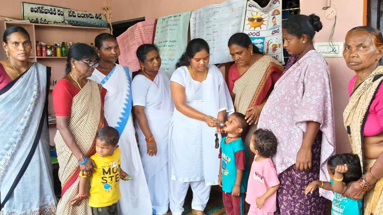 Karepalli | కారేపల్లి మండలంలో నులిపురుగుల నివారణ మాత్రలు పంపిణీ