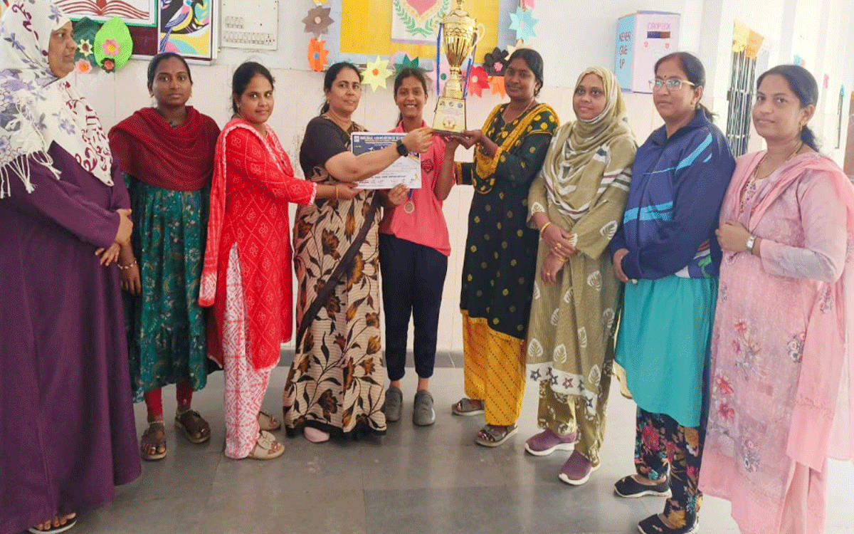 Nalgonda : రాష్ట్ర‌స్థాయి బేస్‌బాల్ చాంపియ‌న్‌షిప్‌లో న‌ల్ల‌గొండ విద్యార్థిని ప్ర‌తిభ‌