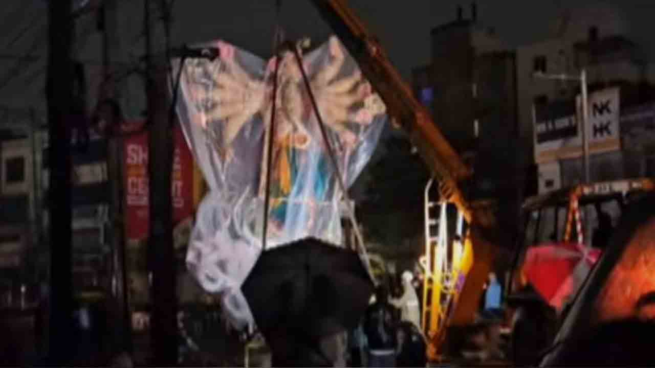 Electric Shock | వినాయక విగ్రహాన్ని తరలిస్తుండగా కరెంట్‌ షాక్‌.. ఇద్దరు యువకులు దుర్మరణం