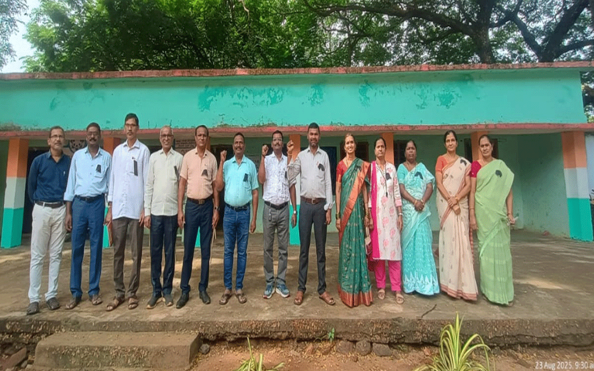 Julurupadu : సీపీఎస్ అంతం ఉపాధ్యాయుల పంతం : బోడ కృష్ణ