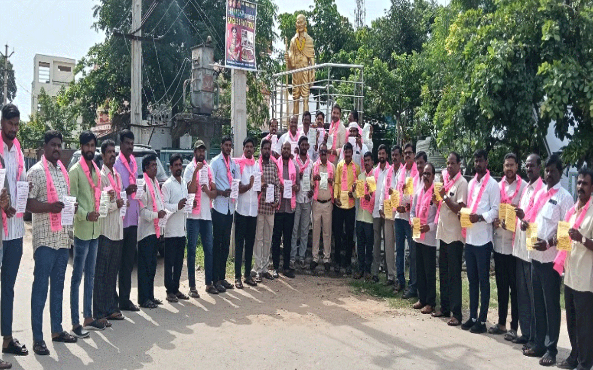 Bibinagar : బీబీనగర్ ఎయిమ్స్లో స్థానికులకు ఉద్యోగాలు ఇవ్వాలి : పిట్టల అశోక్
