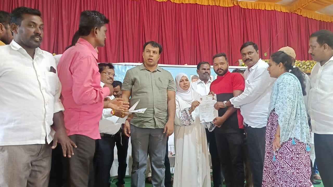 Collector Sandeep Kumar | రేషన్‌ కార్డుల పంపిణీ నిరంతర ప్రక్రియ : కలెక్టర్‌ సందీప్‌ కుమార్‌