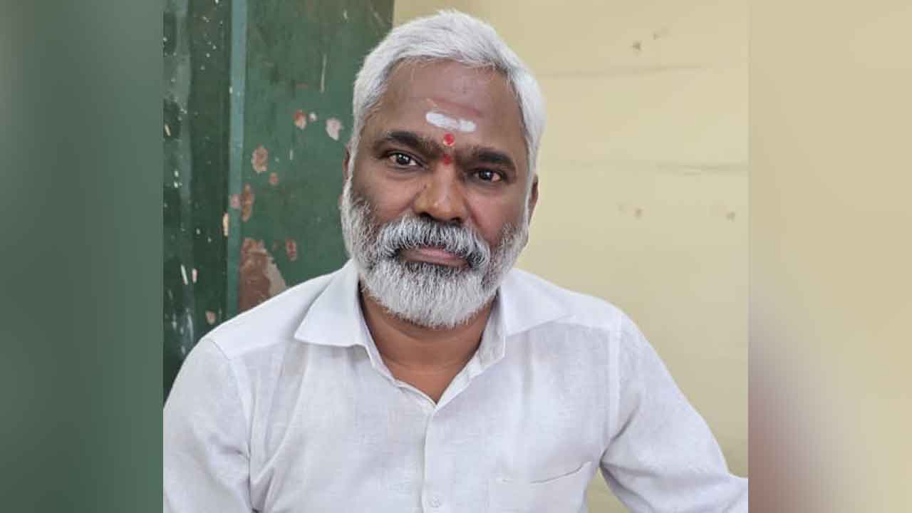 Cybercrime | సైబర్ వలలో ఆలయ ఉద్యోగి.. లక్షల్లో మోసపోయిన బాధితుడు