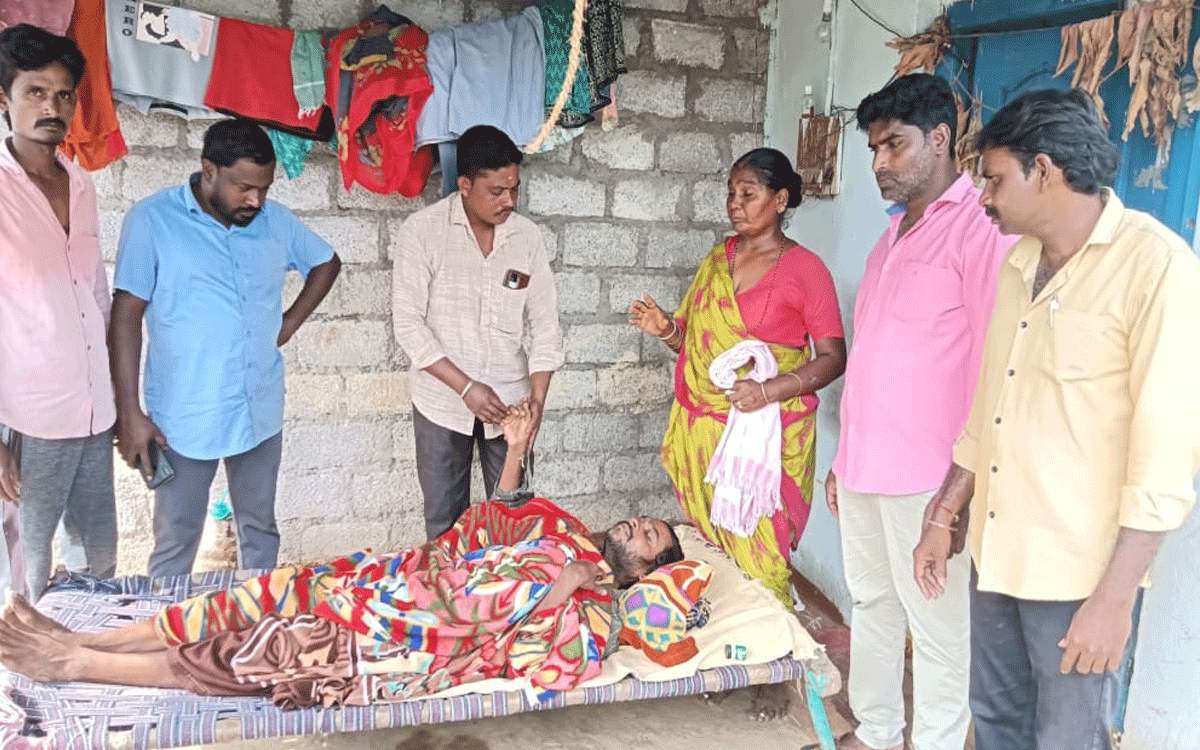Nalgonda Rural : అనారోగ్యంతో బాధపడుతున్న వ్యక్తికి ‘జై భీమ్’ చేయూత
