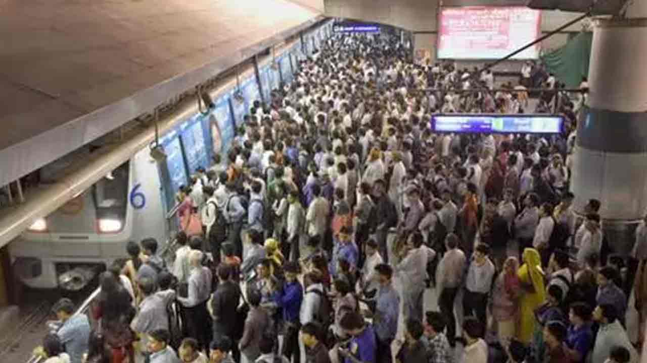 Metro Rail | రాఖీ పండుగ వేళ‌.. మెట్రోలో 81 ల‌క్ష‌ల మంది ప్ర‌యాణం..