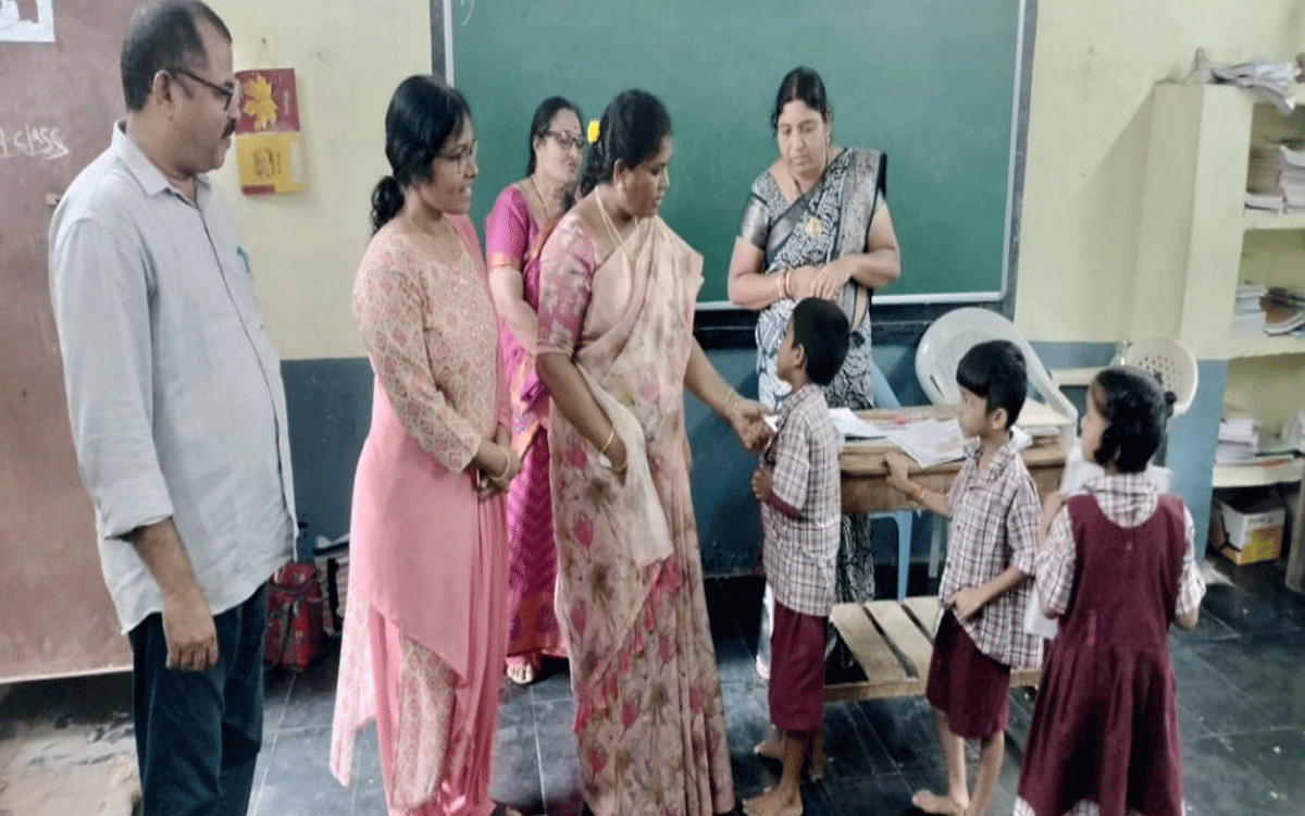 Chunchupally : చుంచుపల్లిలో భవిత కేంద్రం నిర్మాణ‌ స్థల ప‌రిశీల‌న