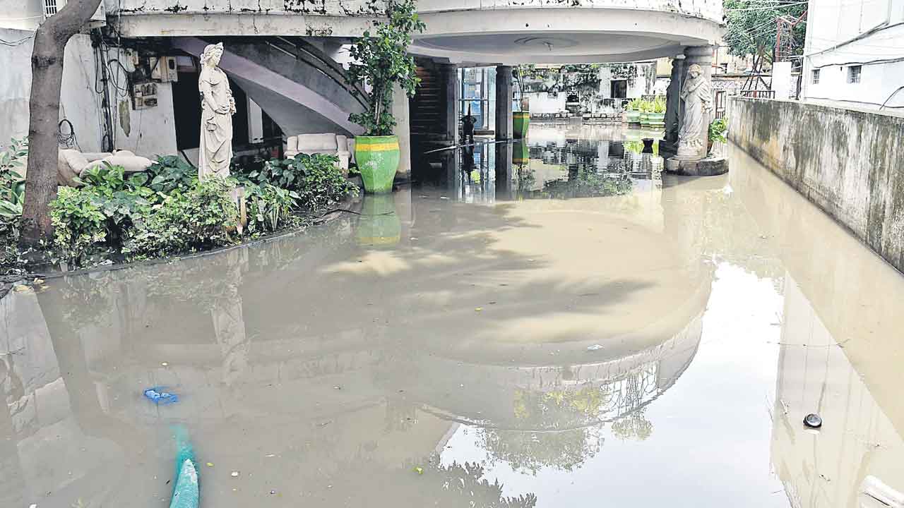 హైడ్రా తప్పిదం.. పైగాకు నరకం.. హైడ్రా రూటే సపరేటు