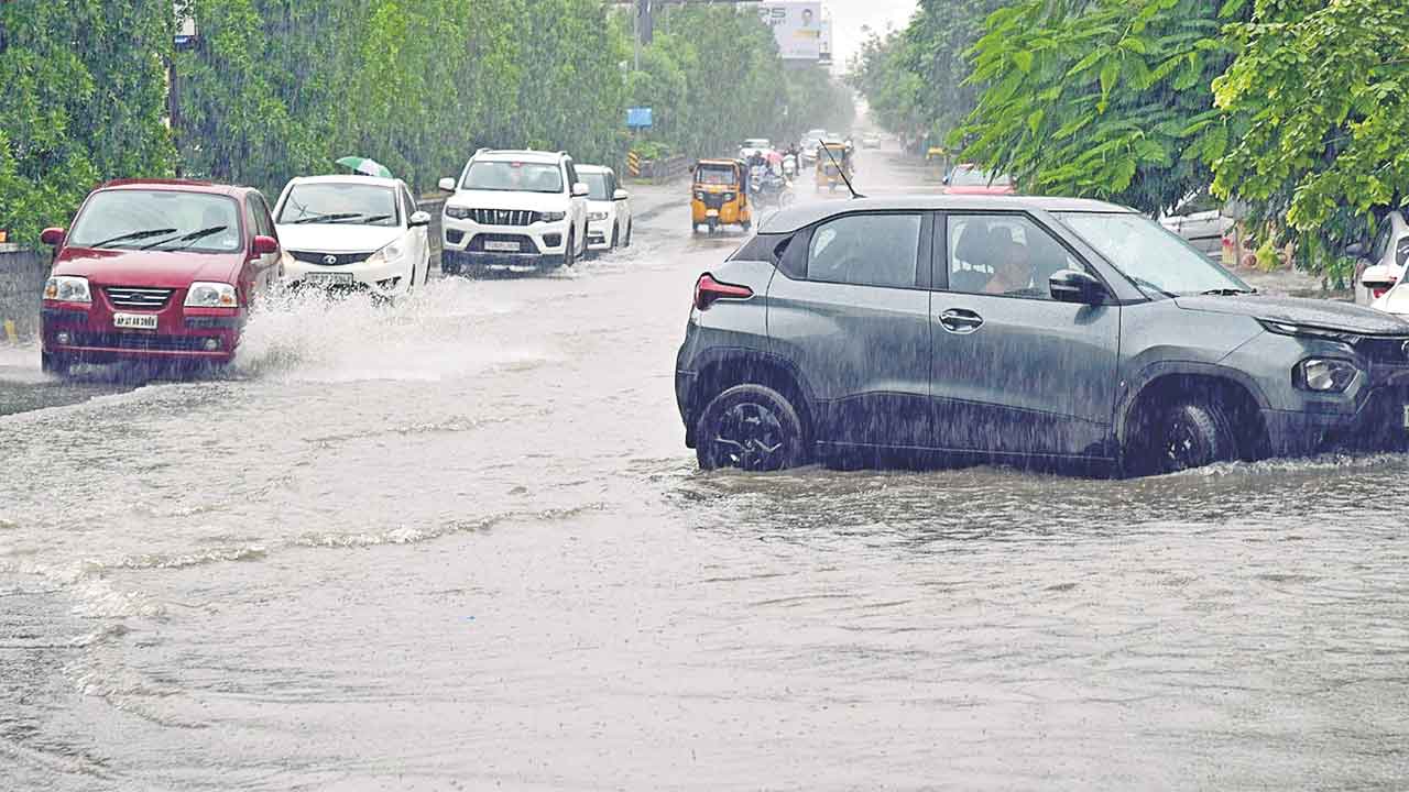 ముంచెత్తిన వాన