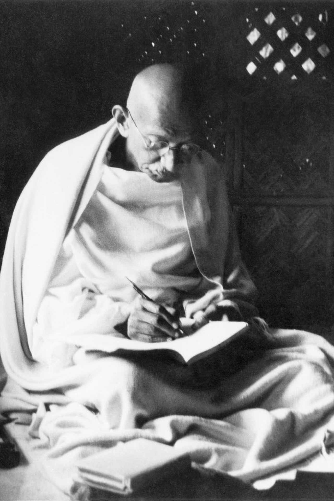 Gandhi17