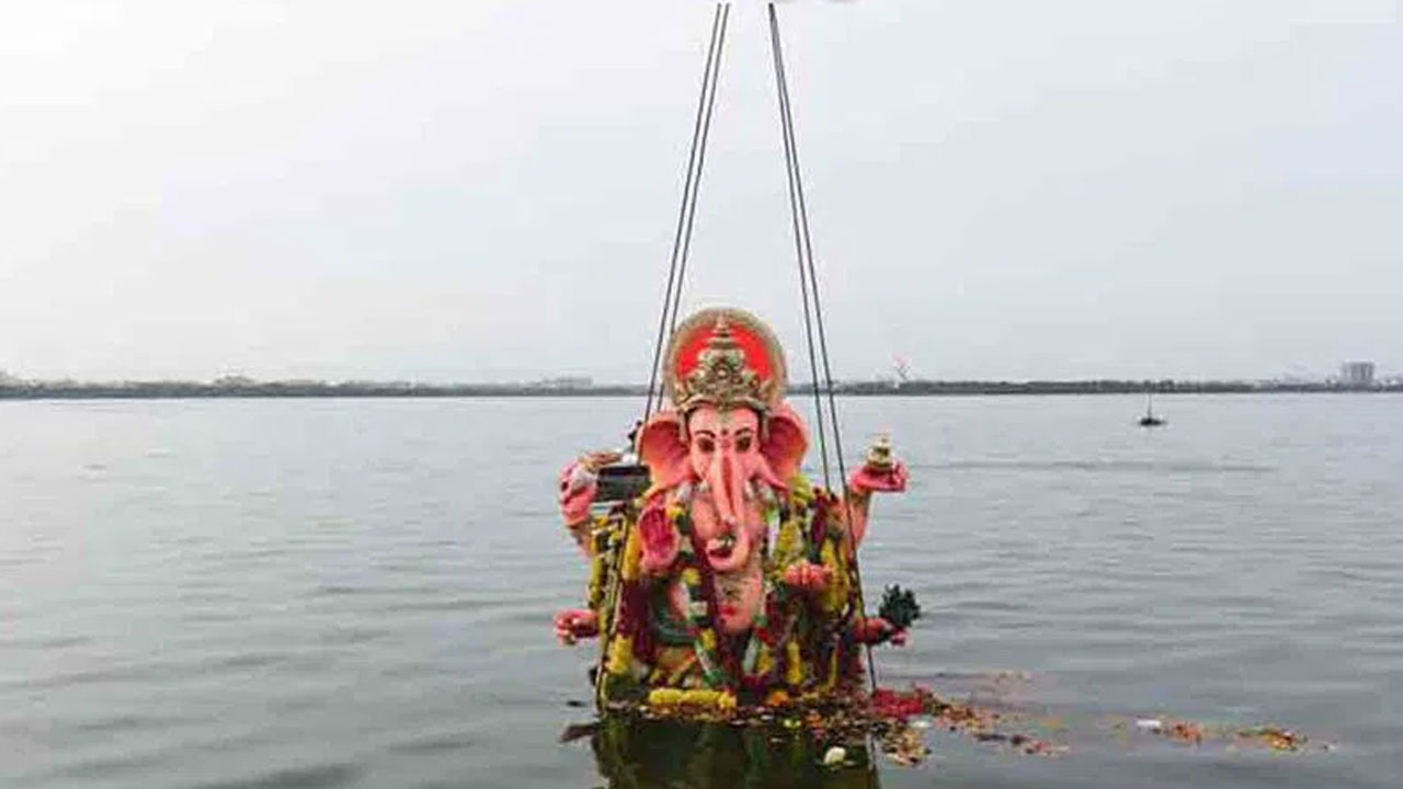 BGUS | గ‌ణ‌ప‌తి మండ‌పాల నిర్వాహ‌కుల‌కు అల‌ర్ట్.. గ‌ణేశ్ ఉత్స‌వ స‌మితి కీల‌క ప్ర‌క‌ట‌న‌..!