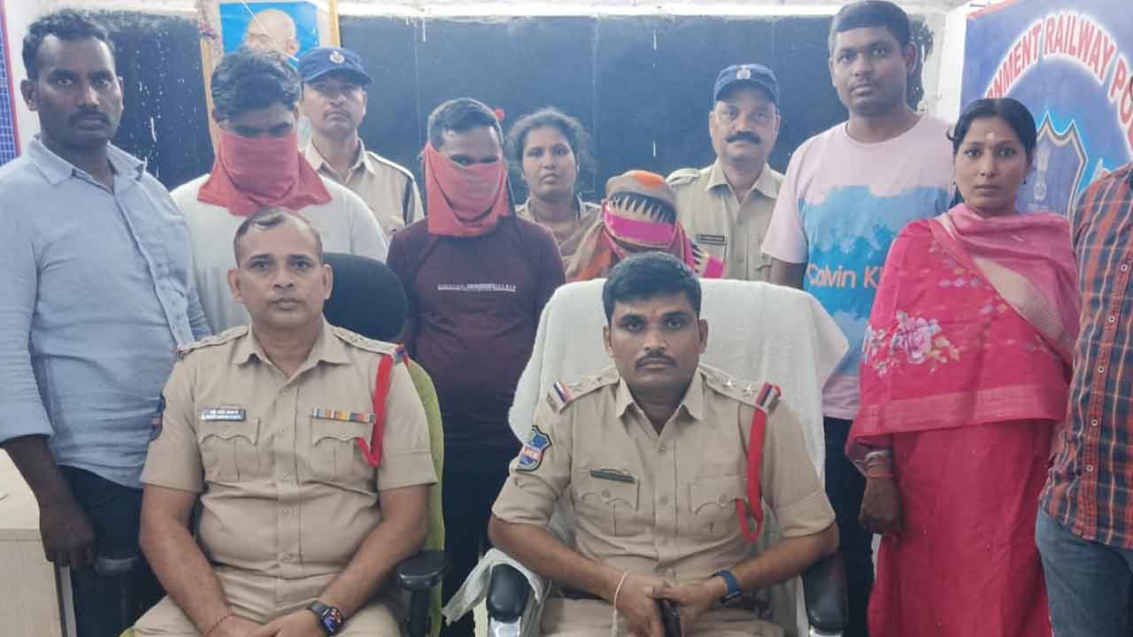 Kazipet | కాజీపేటలో 32 కిలోల గంజాయి పట్టివేత.. ముగ్గురు అరెస్ట్‌