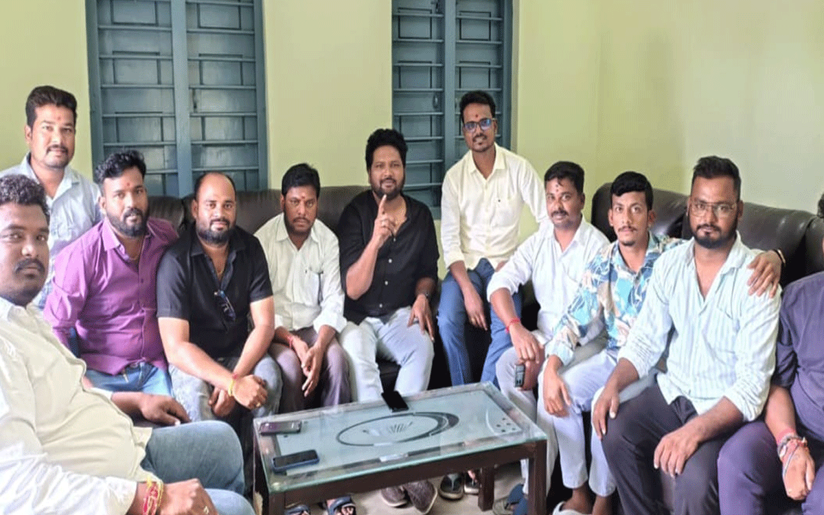 Aleru : గొంగిడి యూత్ ఐకాన్ ర్యాలీని విజయవంతం చేయాలి : పూల శ్రవణ్
