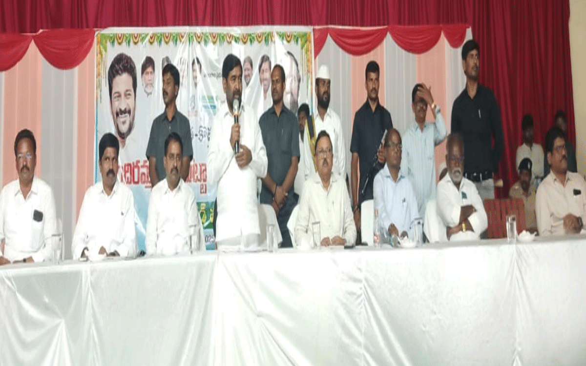 Penpahad : ఇచ్చిన హామీలను కాంగ్రెస్ ప్రభుత్వం అమలు చేయాలి : మాజీ మంత్రి జగదీశ్ రెడ్డి