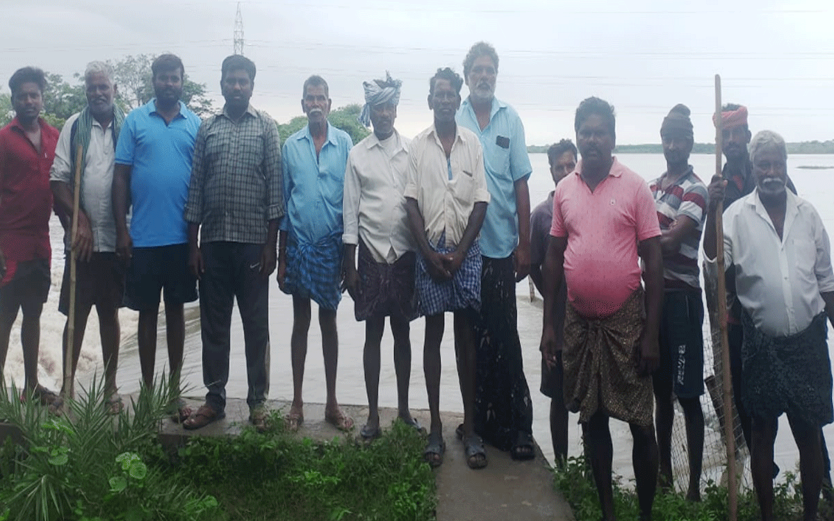 Bonakal : ‘మత్యకారుల‌ను ప్ర‌భుత్వం ఆదుకోవాలి’