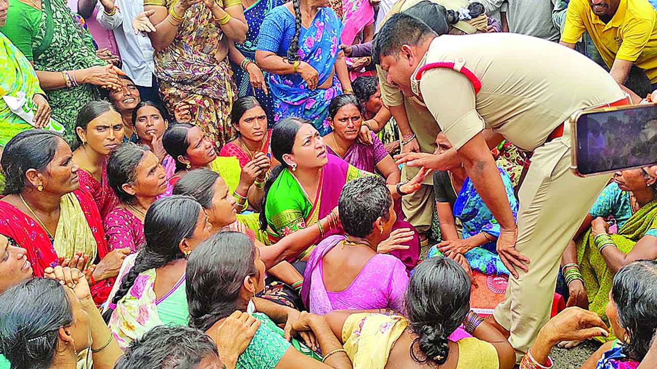సహనం నశించి.. సమర శంఖం పూరించి..