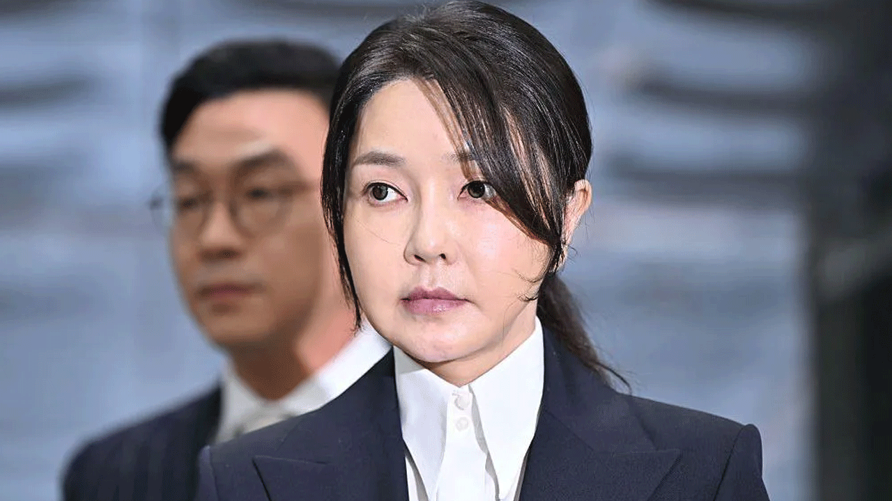 South Korea: ద‌క్షిణ‌కొరియా మాజీ అధ్య‌క్షుడి భార్య అరెస్టు