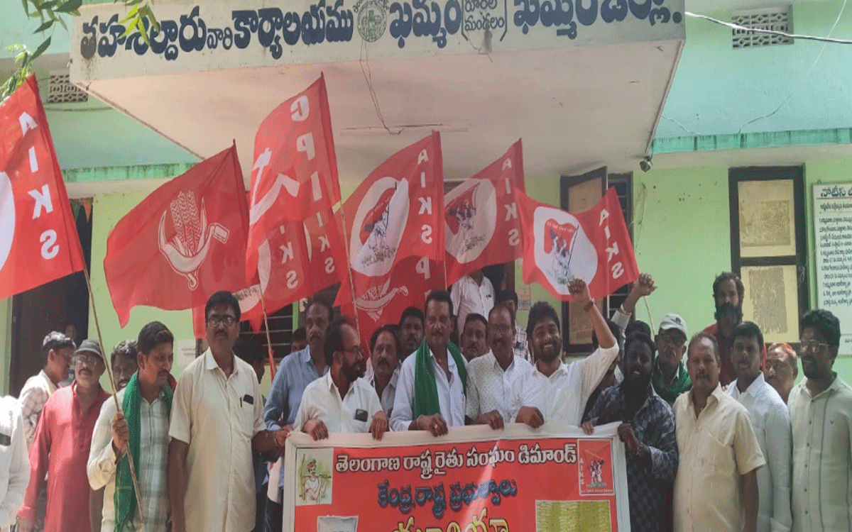 Khammam Rural : అటు వినతులు ఇటు నిరసనలు.. ఖ‌మ్మం రూరల్ మండలంలో రోడ్డెక్కిన ప్రజానీకం