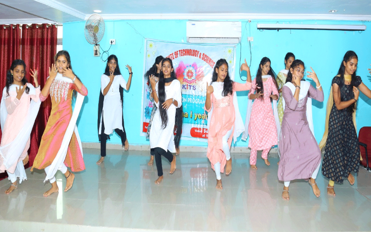 Kodada : గ్రామీణ విద్యార్థులకు సాంకేతిక విద్య అందించడ‌మే 'కిట్స్' లక్ష్యం : ప్రిన్సిపాల్ గాంధీ