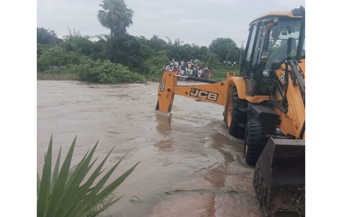kodada : వాయుగుండంతో వణుకుతున్న కోదాడ