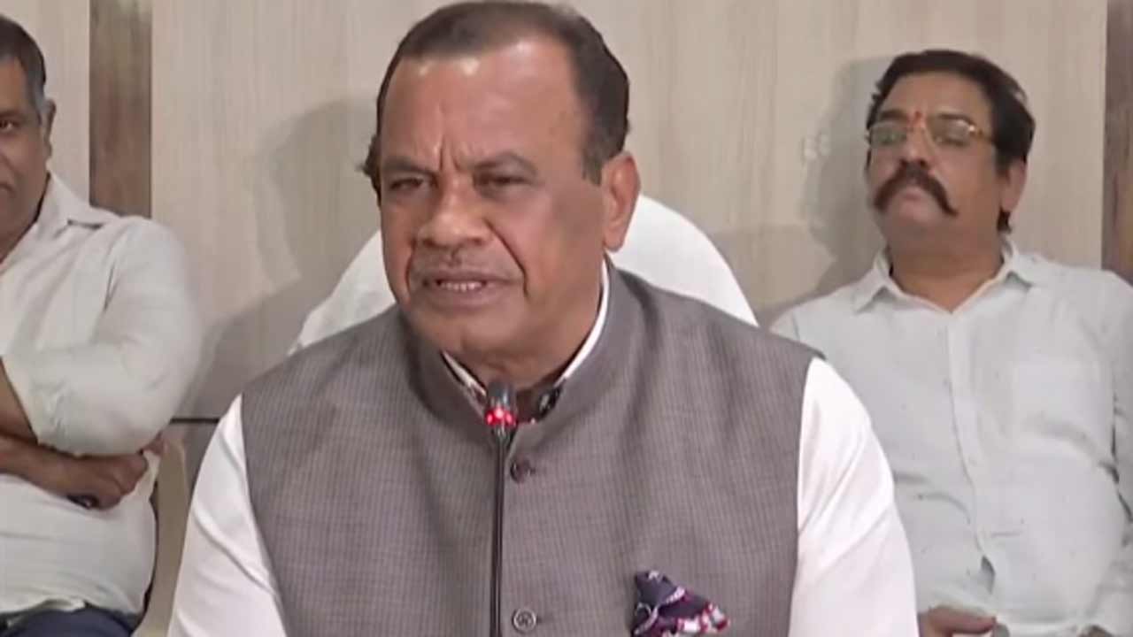 Komatireddy | నా తమ్ముడికి మంత్రి పదవి ఇచ్చే స్థితిలో లేను.. రాజగోపాల్‌ రెడ్డి వ్యాఖ్యలపై మంత్రి కోమటిరెడ్డి వెంకట్‌ రెడ్డి