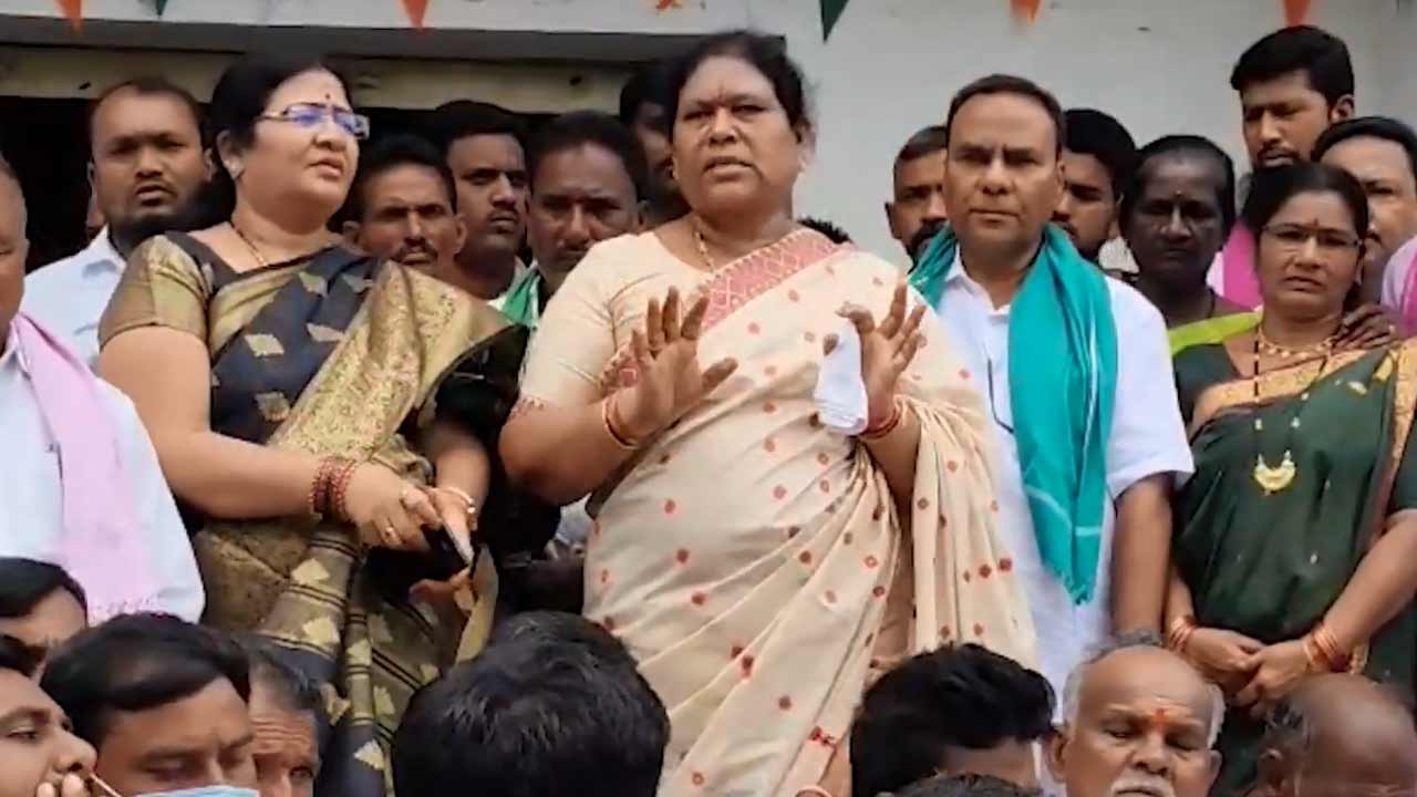 Kova Laxmi | పాలన చేతకాకపోతే రాజీనామా చెయ్‌.. సీఎం రేవంత్‌ రెడ్డిపై కోవ లక్ష్మీ ఫైర్