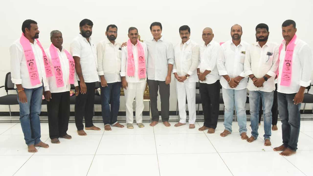 Banswada | పోచారం శ్రీనివాస్‌ రెడ్డి బాన్సువాడలో ఒంటరిగా మిగిలారు.. కేటీఆర్‌తో బీఆర్‌ఎస్‌ నాయకులు