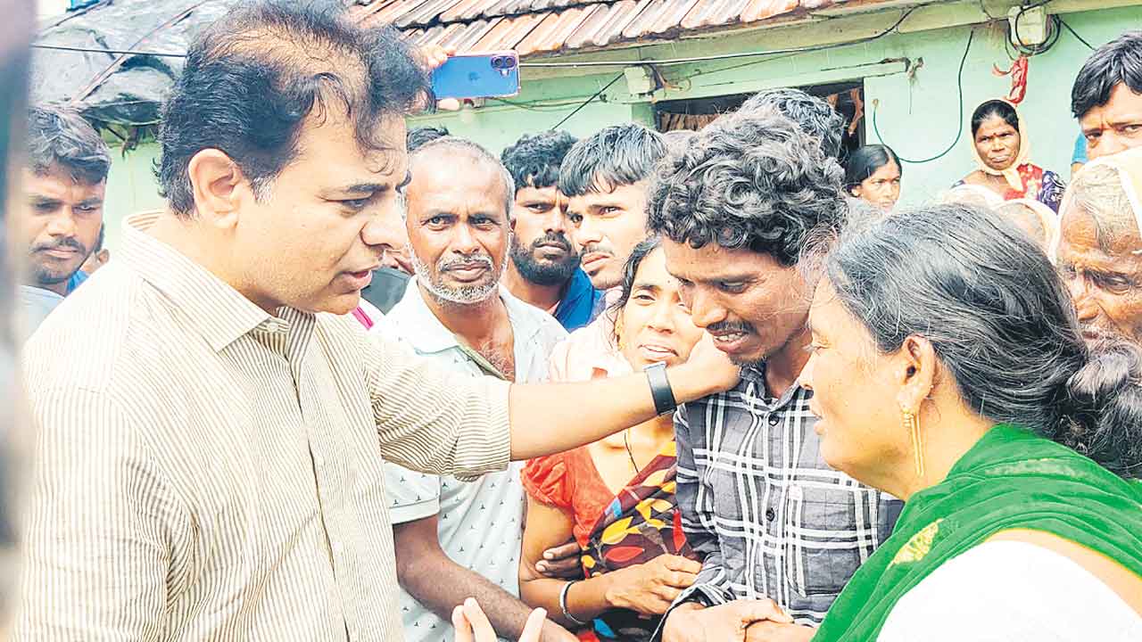 సర్కారు మొద్దు నిద్ర వీడాలి