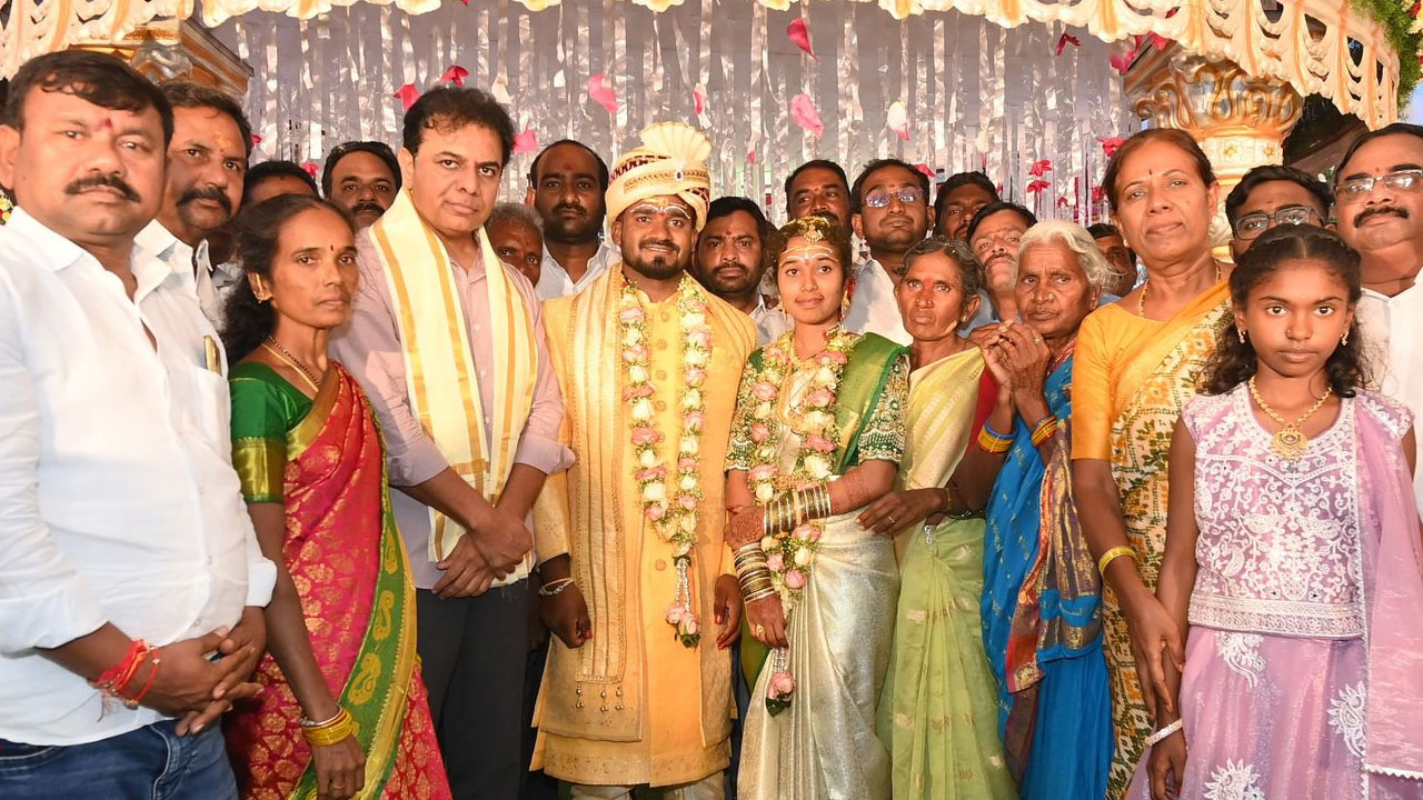 KTR | మాటిచ్చి… పెండ్లి చేసి..! అన్ని తానై అండ‌గా నిల‌బ‌డిన కేటీఆర్
