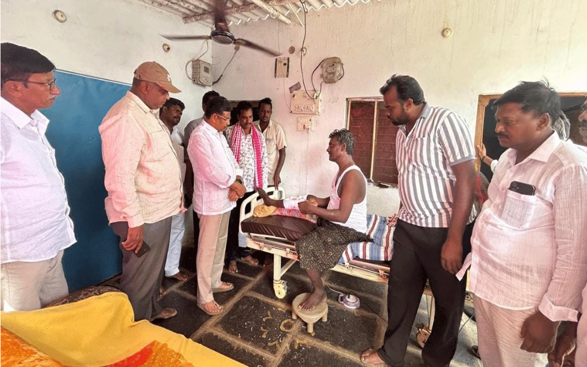 Bonakal : బీఆర్ఎస్ బోన‌క‌ల్లు మండ‌ల‌ మాజీ అధ్య‌క్షుడు వీర‌య్య‌కు ప‌రామ‌ర్శ