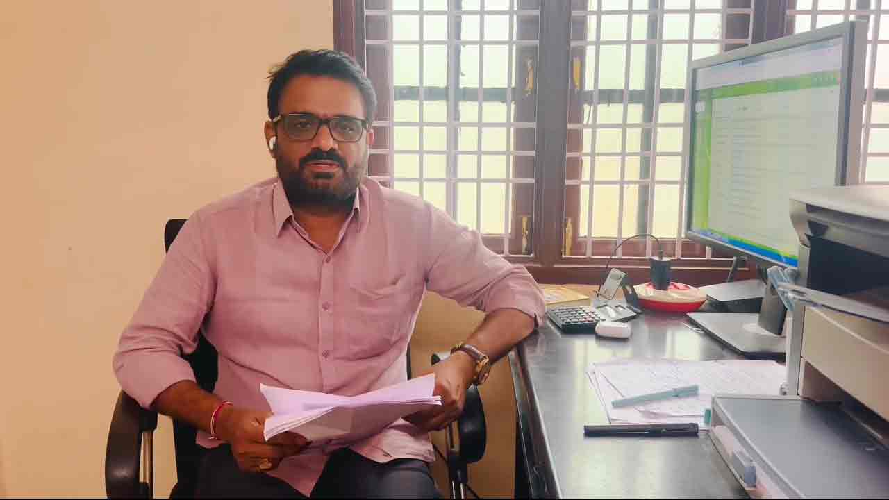 Telangana | తెలంగాణ ప్రజల సొమ్ముతో బీహార్‌లో పత్రికా ప్రకటనలు